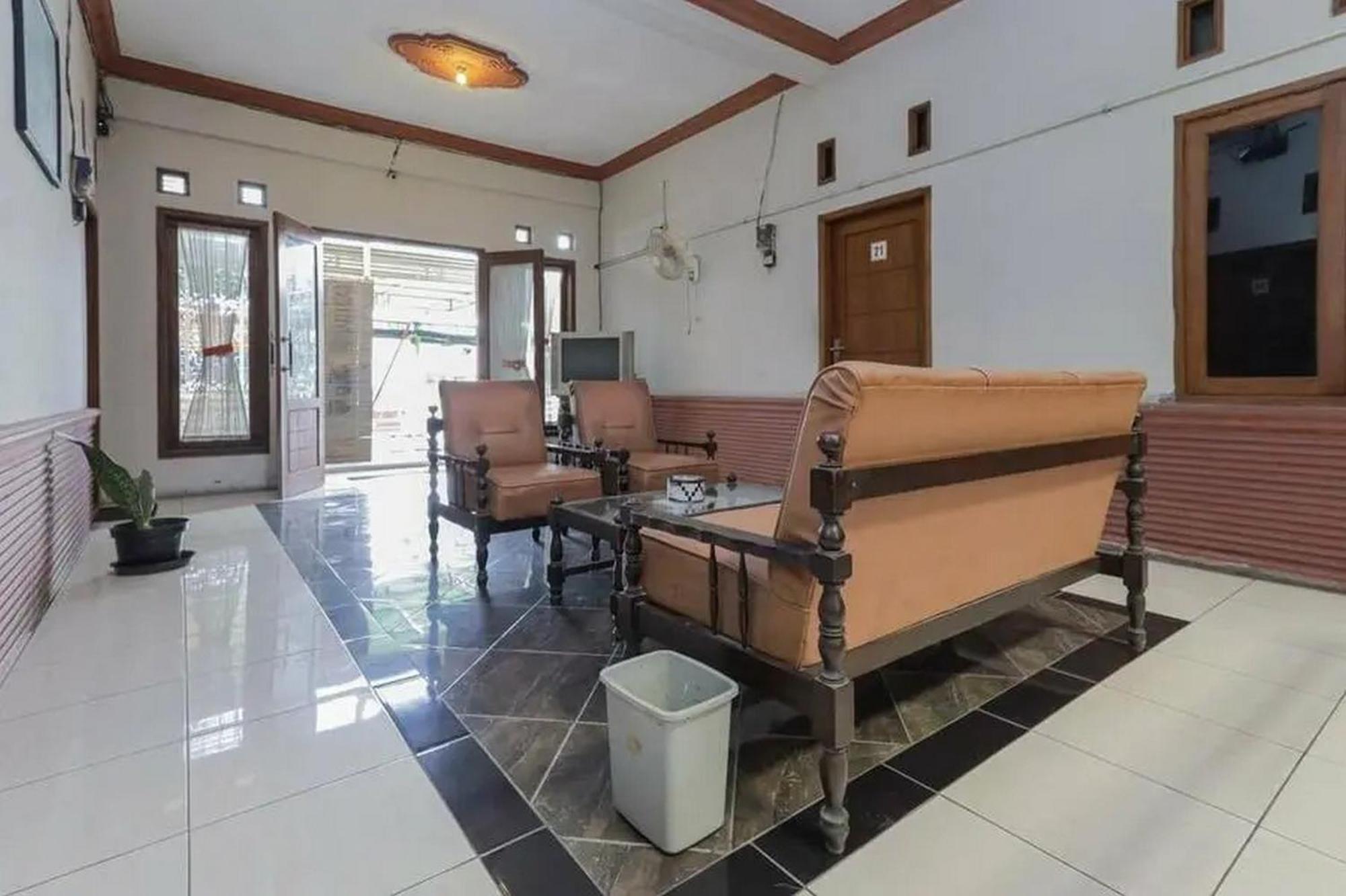 Oyo 91292 Inap Shofwa 1 Hotel Sidoarjo